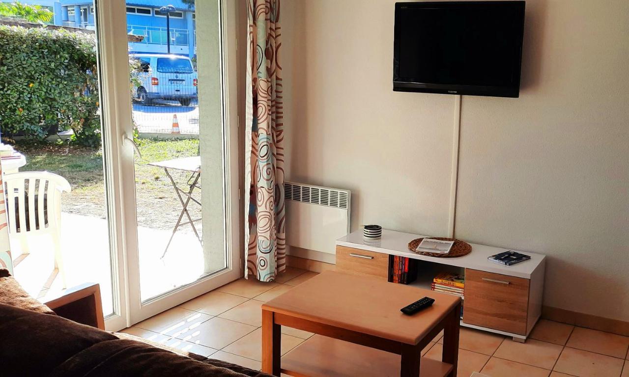Chez Ced Et Laeti, Appartement Prive Avec Jardin Et Terrasse Dans Residence L'Estuaire Muni D'Une Piscine Couverte Et Aire De Jeu, Linge De Lit Et De Salle D'Eau Ainsi Que Tele, Compris Dans Le Tarif Profitez A Fond De Notre Belle Region Ле-Вердон-Сюр-Мер Экстерьер фото